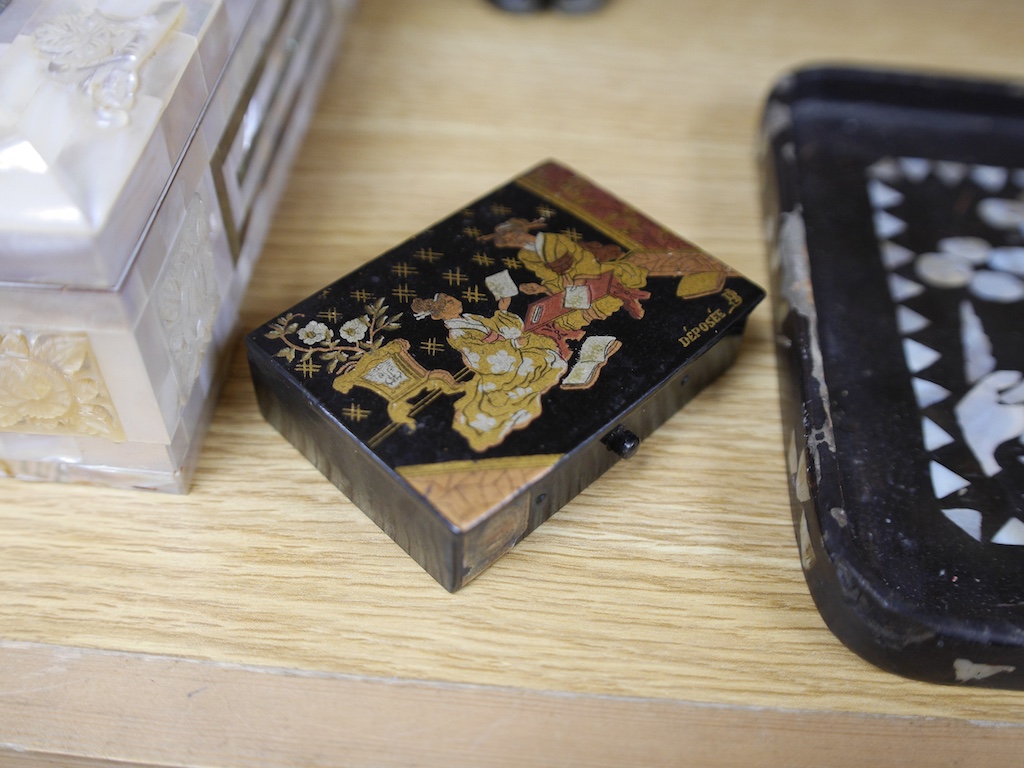 Sundry items comprising a pearl box, a papier mache tray, an inuit type carving and a papier mache box, 28cm wide. Condition - Varies